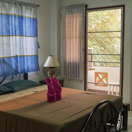 치앙마이 Junior House 호스텔 외부 사진