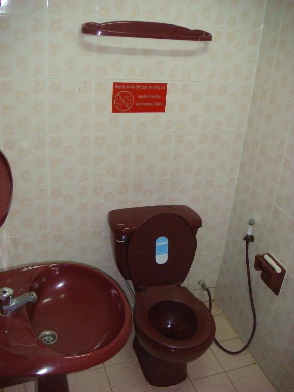 치앙마이 Junior House 호스텔 외부 사진
